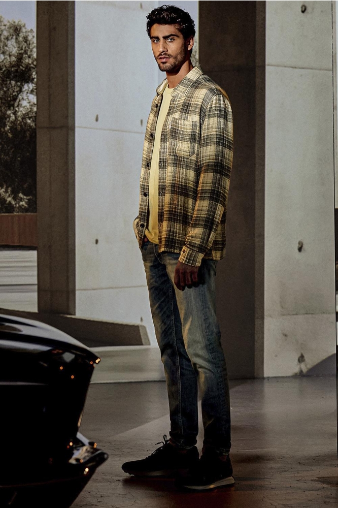 SHIFTBACK TAPERED FIT JEANS CTR2402723 FGT